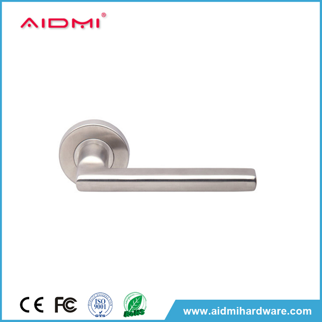 Manijas de puerta de aluminio impermeables antioxidantes de alta seguridad de diseño moderno de lujo Aidmi