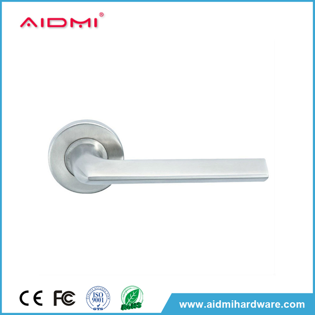 Manijas de puerta de lujo de aleación de zinc cepillado sólido superventas modernas Aidmi para dormitorio y baño